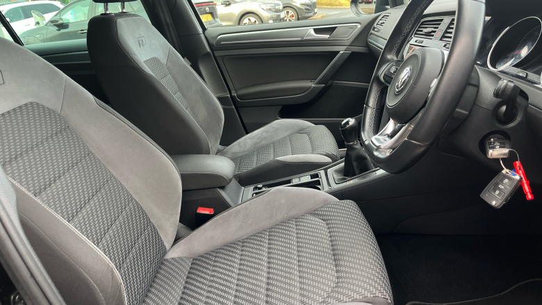 Volkswagen Golf 1.5 TSI EVO 150 R-Line 5dr Petrol Hatchback